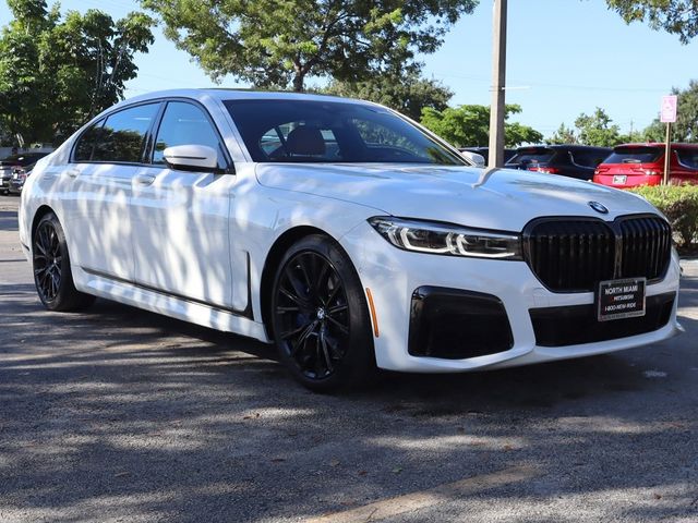 2022 BMW 7 Series 740i