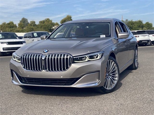 2022 BMW 7 Series 740i