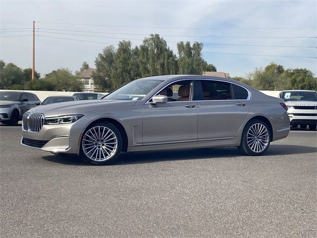 2022 BMW 7 Series 740i