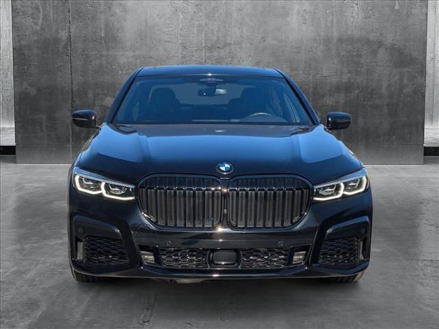 2022 BMW 7 Series 740i