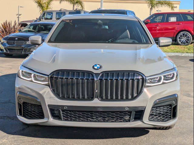 2022 BMW 7 Series 740i