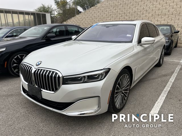 2022 BMW 7 Series 740i