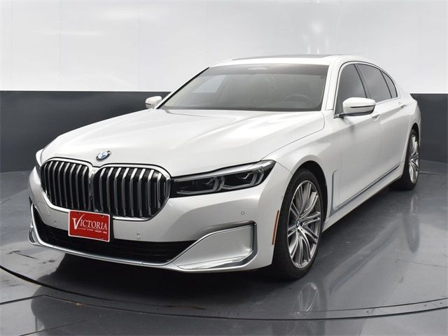 2022 BMW 7 Series 740i