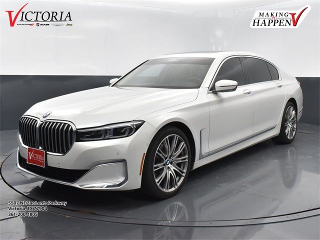 2022 BMW 7 Series 740i