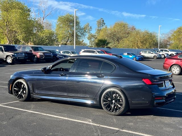 2022 BMW 7 Series 740i