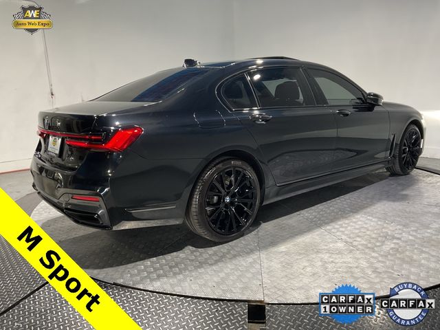 2022 BMW 7 Series 740i