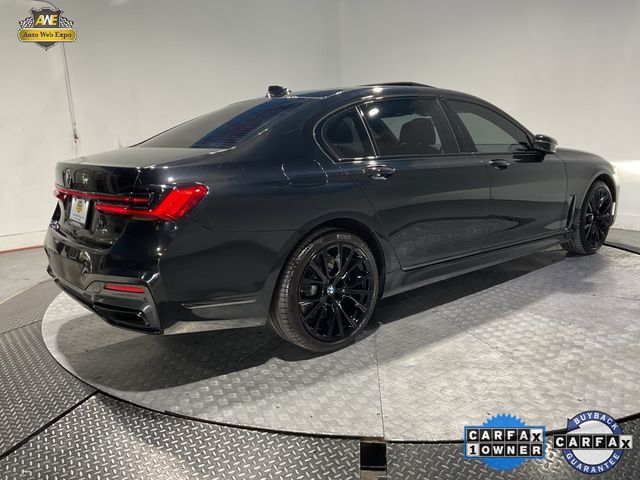 2022 BMW 7 Series 740i