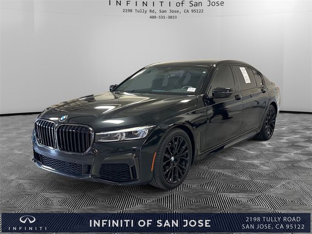 2022 BMW 7 Series 740i