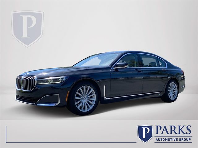 2022 BMW 7 Series 740i