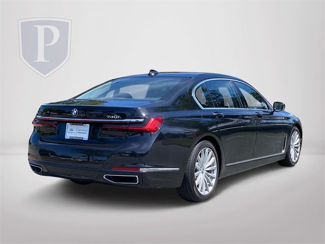 2022 BMW 7 Series 740i