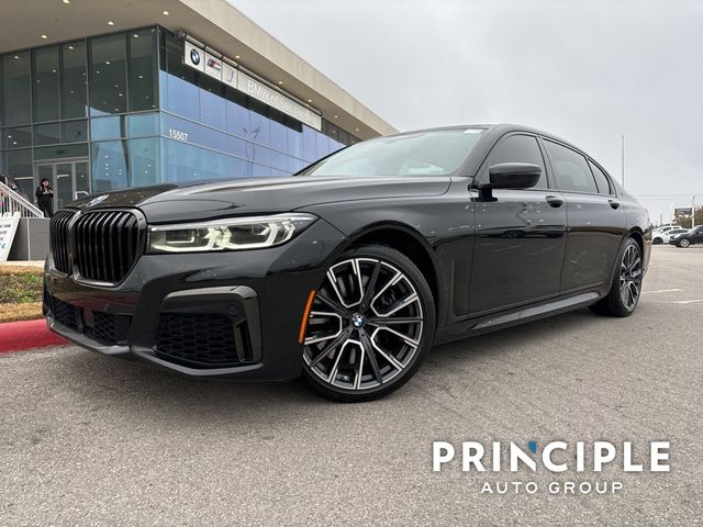 2022 BMW 7 Series 740i