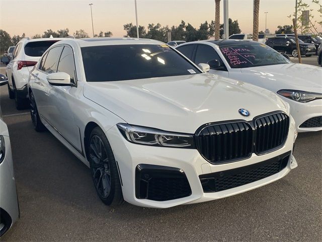 2022 BMW 7 Series 740i