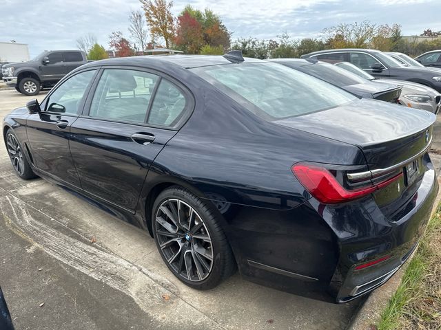 2022 BMW 7 Series 740i