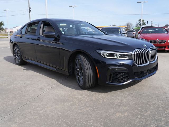 2022 BMW 7 Series 740i