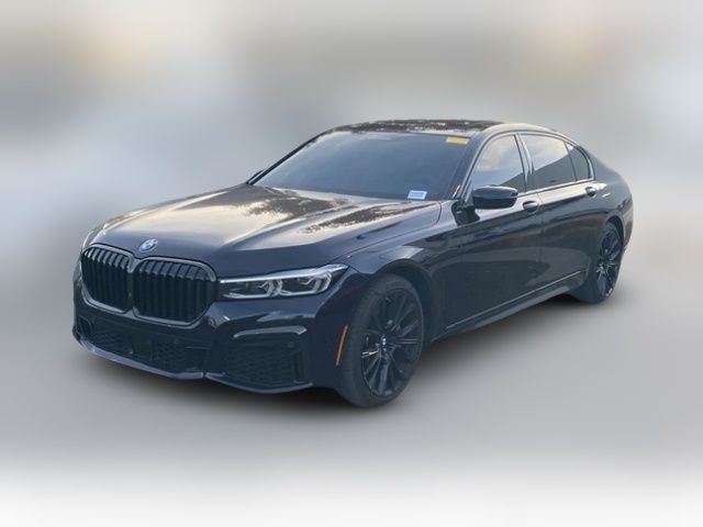 2022 BMW 7 Series 740i