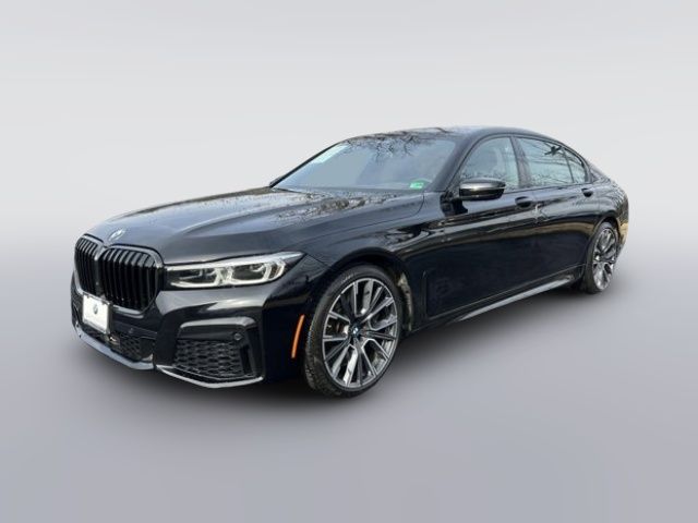 2022 BMW 7 Series 740i