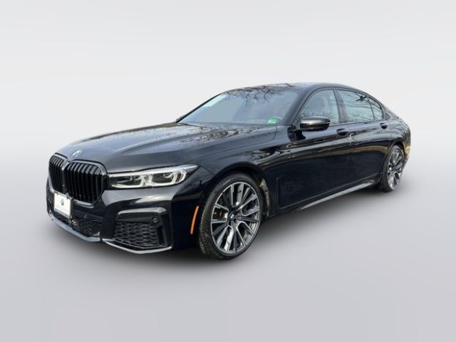 2022 BMW 7 Series 740i