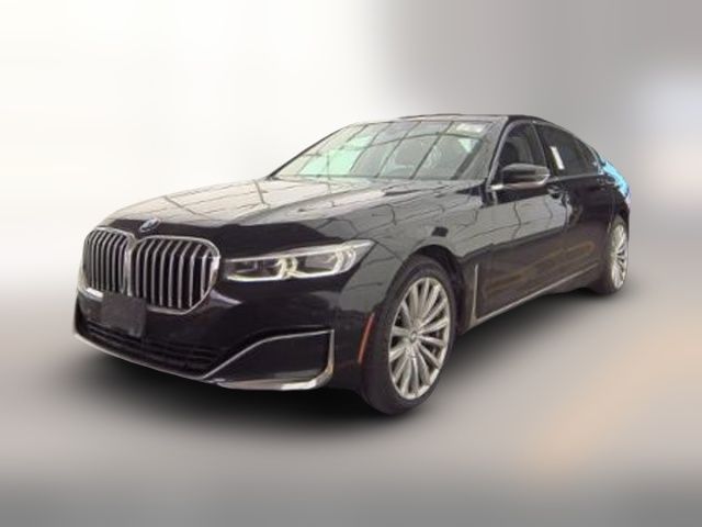 2022 BMW 7 Series 740i