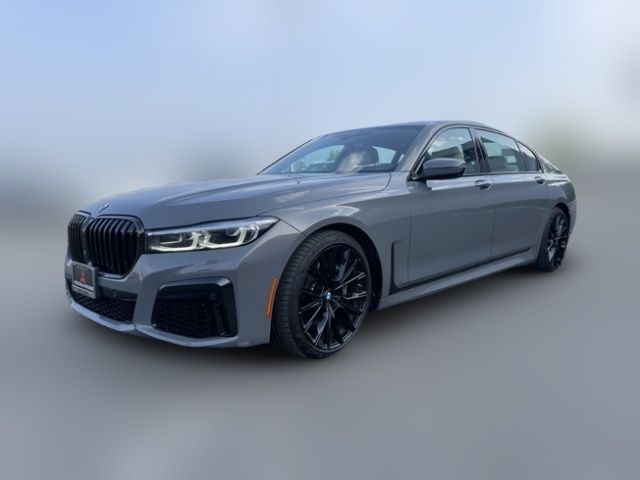 2022 BMW 7 Series 740i