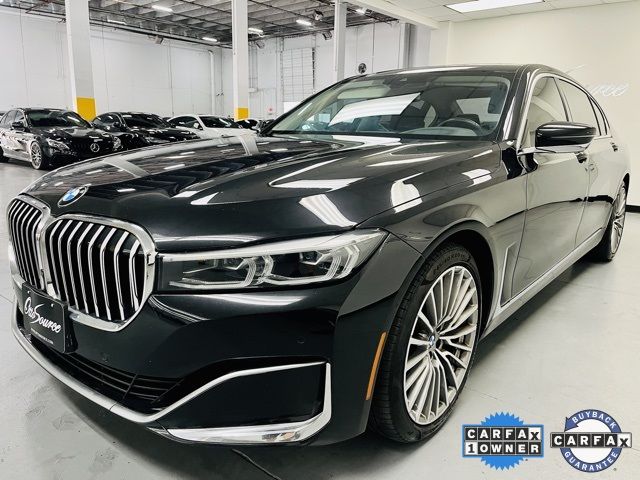 2022 BMW 7 Series 740i