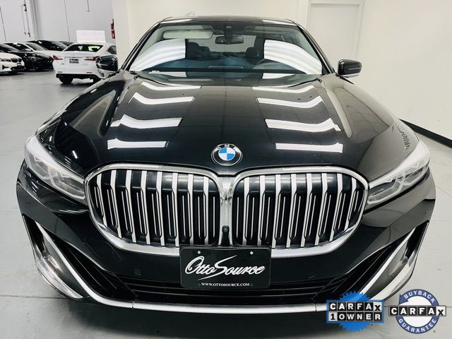 2022 BMW 7 Series 740i