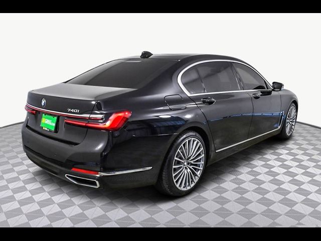 2022 BMW 7 Series 740i