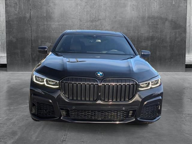 2022 BMW 7 Series 740i