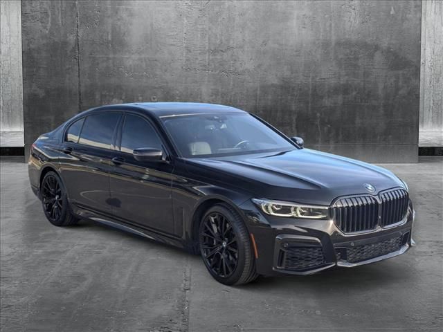 2022 BMW 7 Series 740i