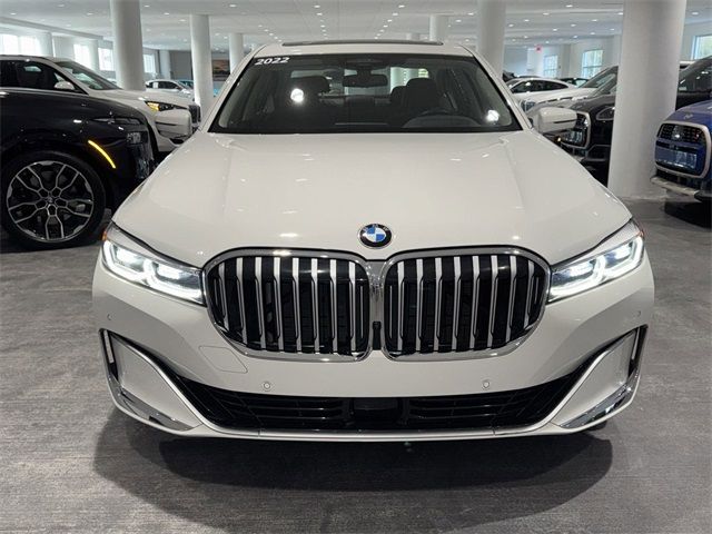 2022 BMW 7 Series 740i