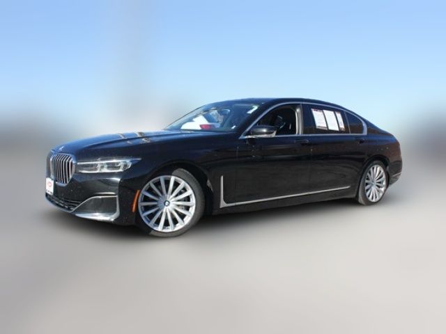 2022 BMW 7 Series 740i