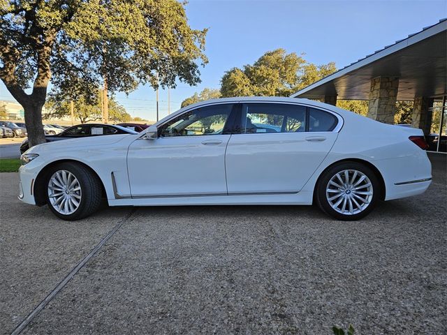 2022 BMW 7 Series 740i