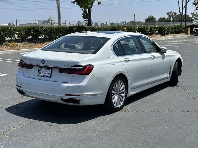 2022 BMW 7 Series 740i