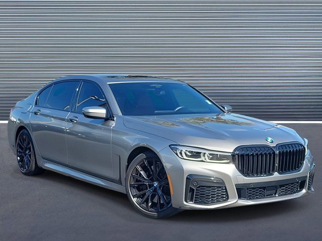 2022 BMW 7 Series 740i