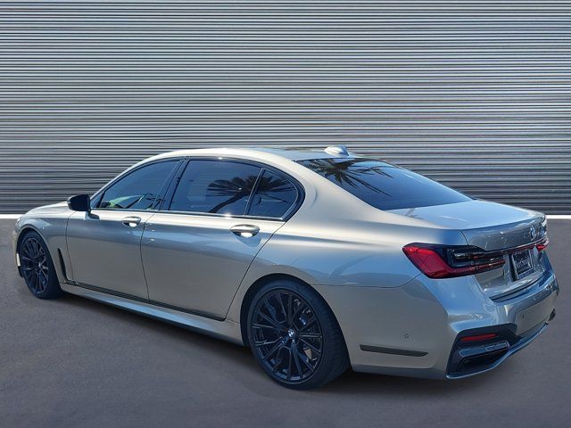 2022 BMW 7 Series 740i