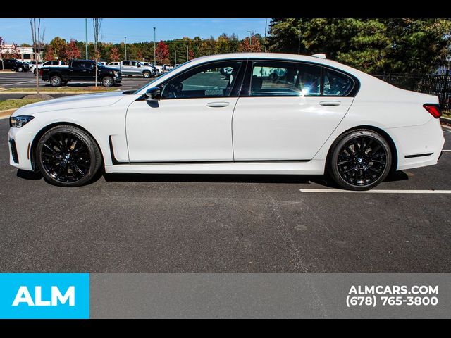 2022 BMW 7 Series 740i