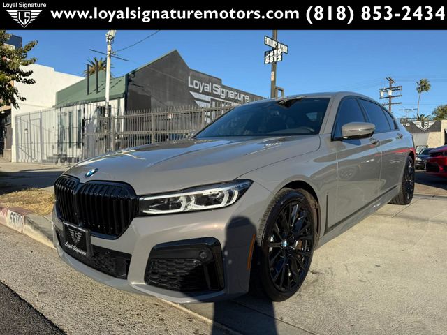 2022 BMW 7 Series 740i