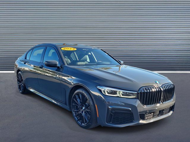 2022 BMW 7 Series 740i