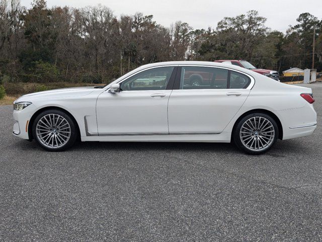 2022 BMW 7 Series 740i