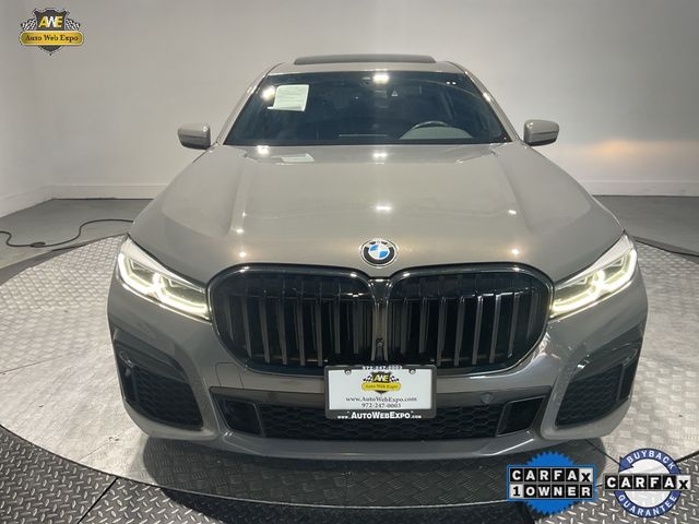 2022 BMW 7 Series 740i