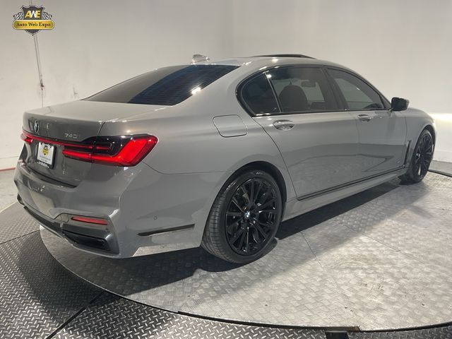 2022 BMW 7 Series 740i