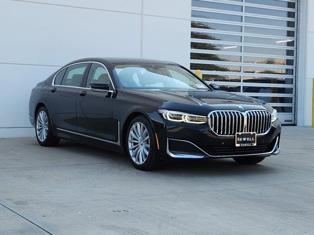 2022 BMW 7 Series 740i