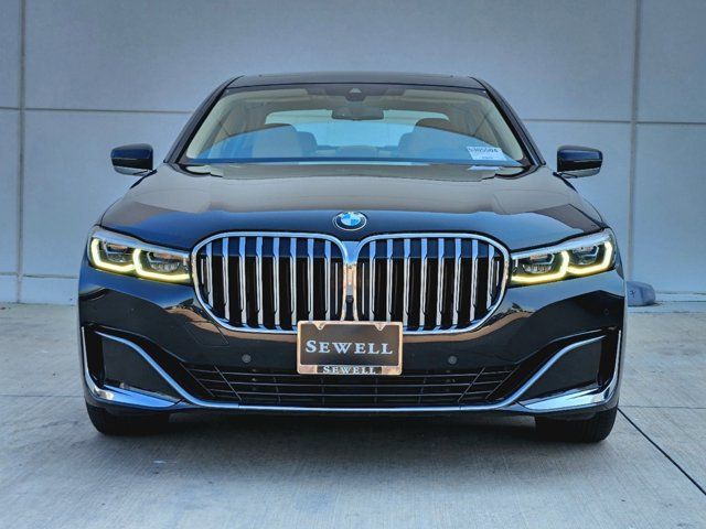 2022 BMW 7 Series 740i