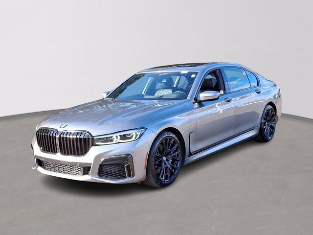 2022 BMW 7 Series 740i