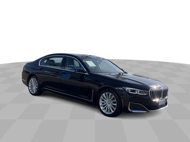 2022 BMW 7 Series 740i