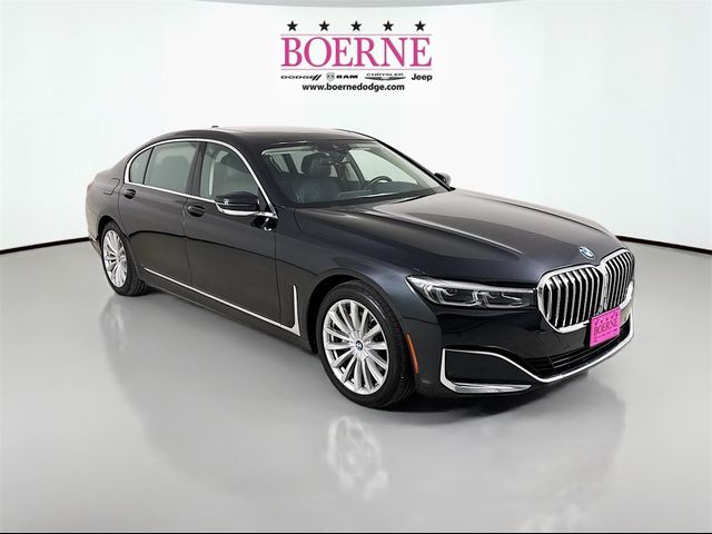 2022 BMW 7 Series 740i