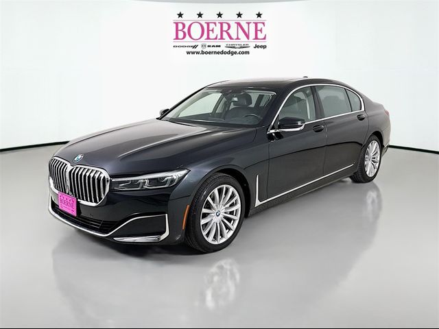 2022 BMW 7 Series 740i