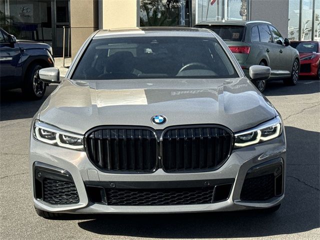 2022 BMW 7 Series 740i