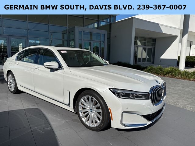 2022 BMW 7 Series 740i