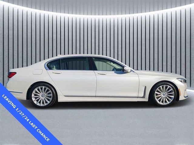 2022 BMW 7 Series 740i