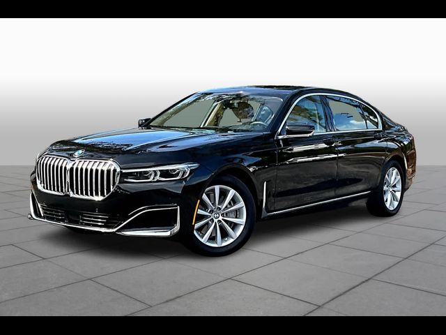 2022 BMW 7 Series 740i